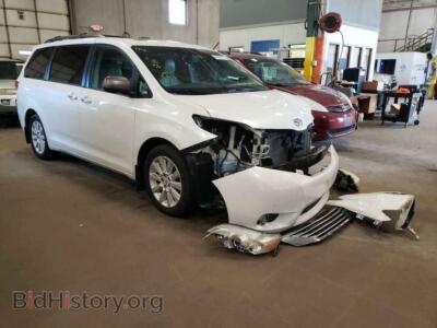 2011 Toyota SIENNA Sienna XLE, белый — VIN 5TDDK3DC1BS024034, Copart