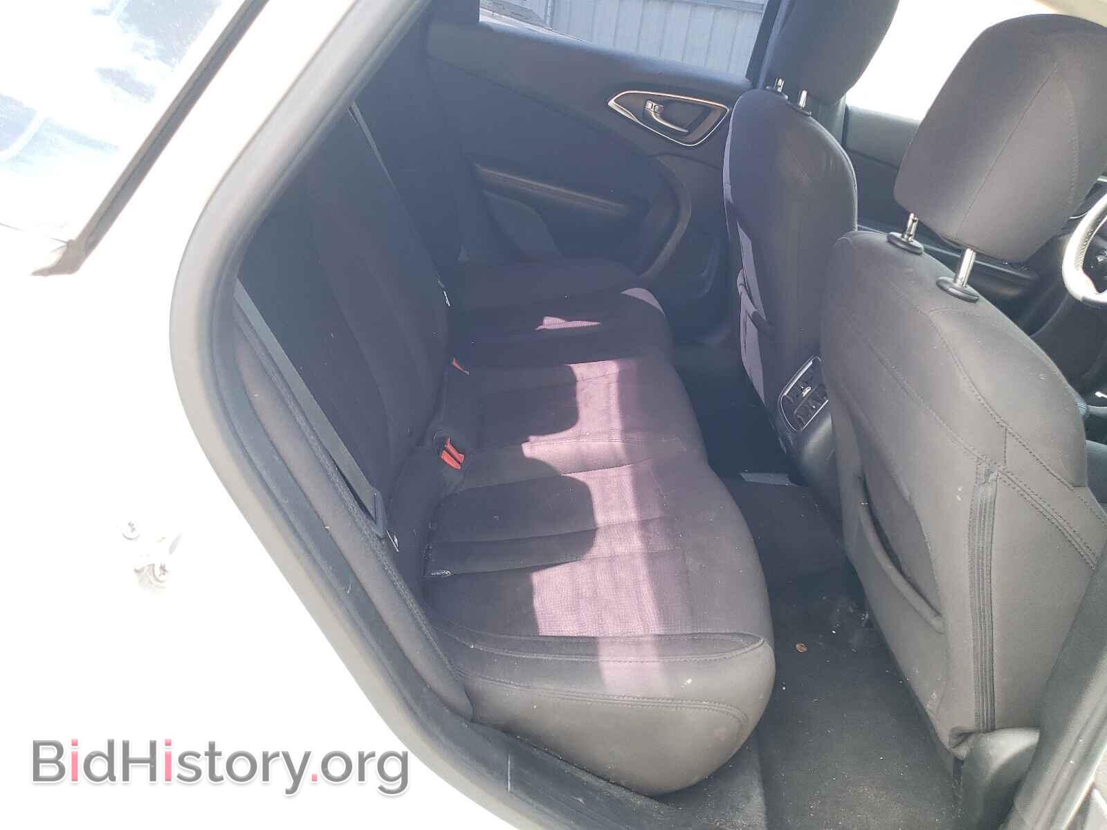 2015 CHRYSLER 200 - VIN: 1C3CCCAB9FN552117 - Фото 6