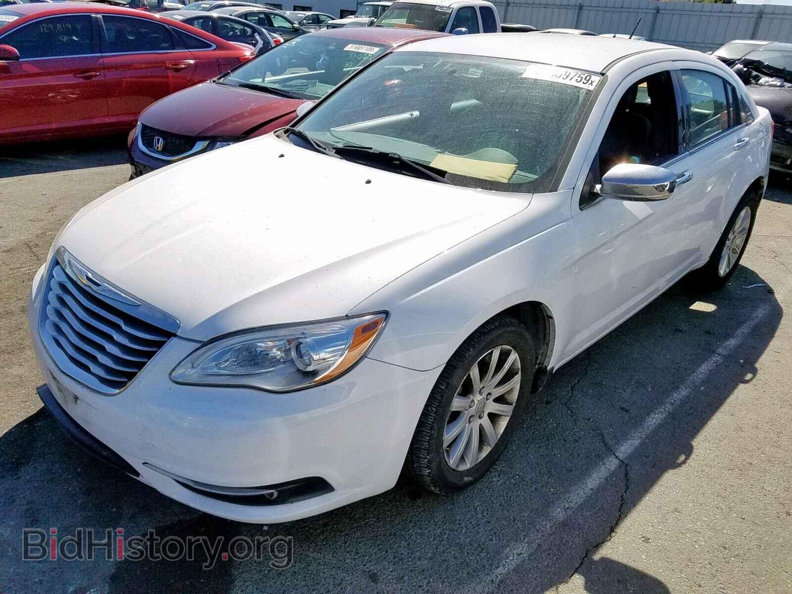 2014 CHRYSLER 200 - VIN: 1C3CCBCG3EN100553 - Фото 2
