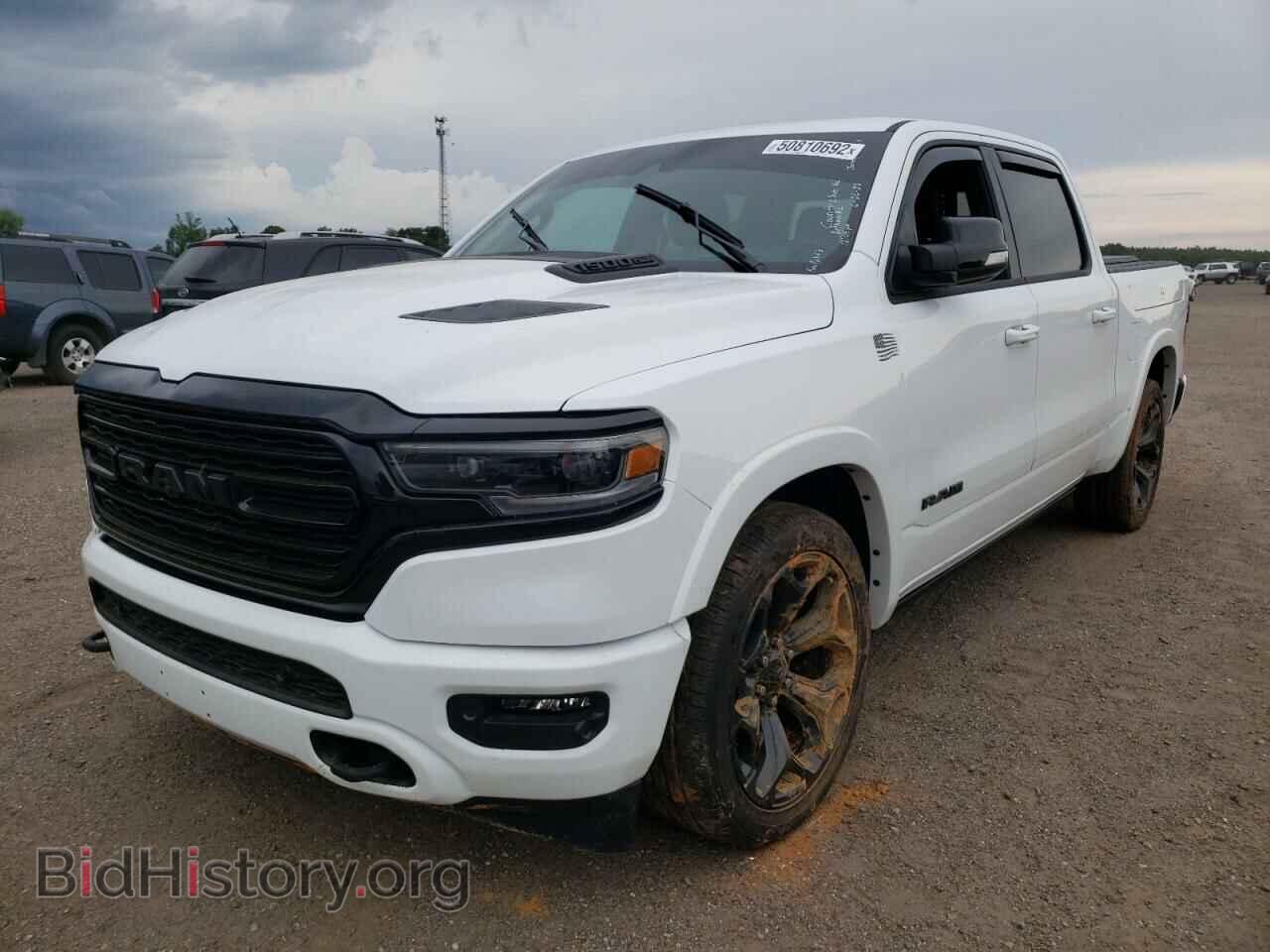2021 RAM 1500 - VIN: 1C6SRFHTXMN704156 - Фото 2