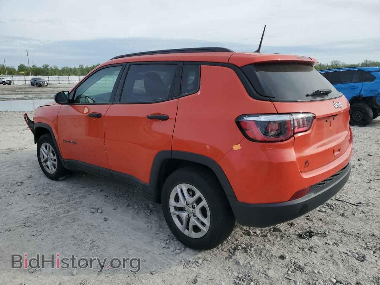 2018 JEEP COMPASS - VIN: 3C4NJCAB1JT408421 - Фото 2