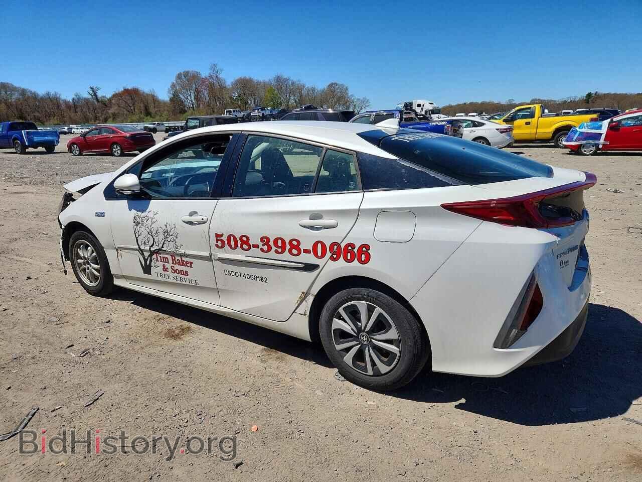 2017 TOYOTA PRIUS - VIN: JTDKARFP4H3040364 - Photo 2