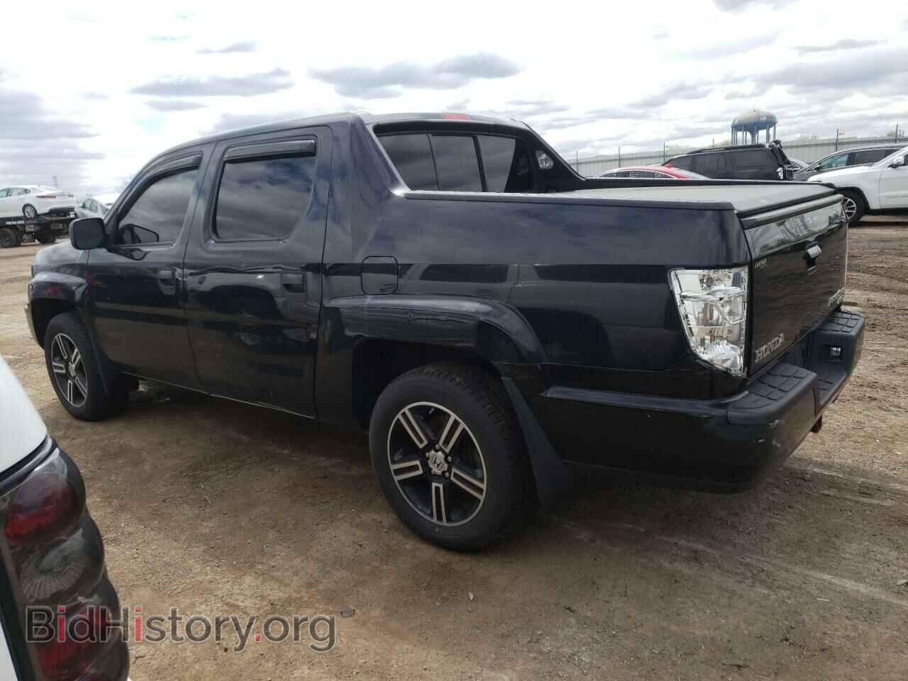 2013 HONDA RIDGELINE - VIN: 5FPYK1F73DB003061 - Фото 2