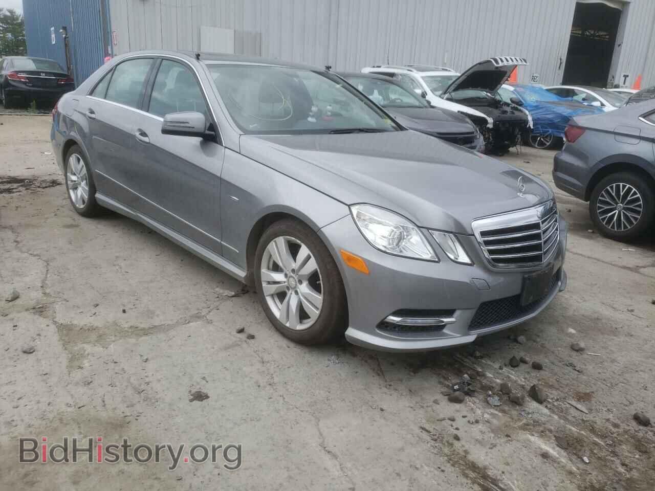 Photo WDDHF2EB6CA578177 - MERCEDES-BENZ E-CLASS 2012