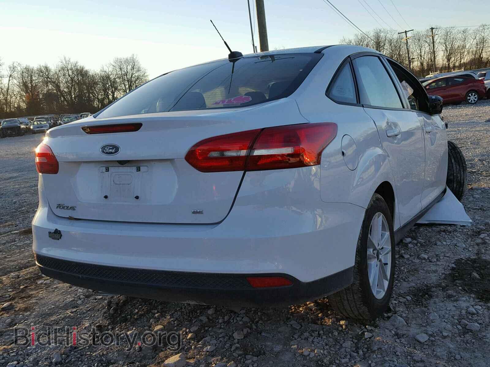 2017 FORD FOCUS - VIN: 1FADP3F29HL204397 - Photo 4