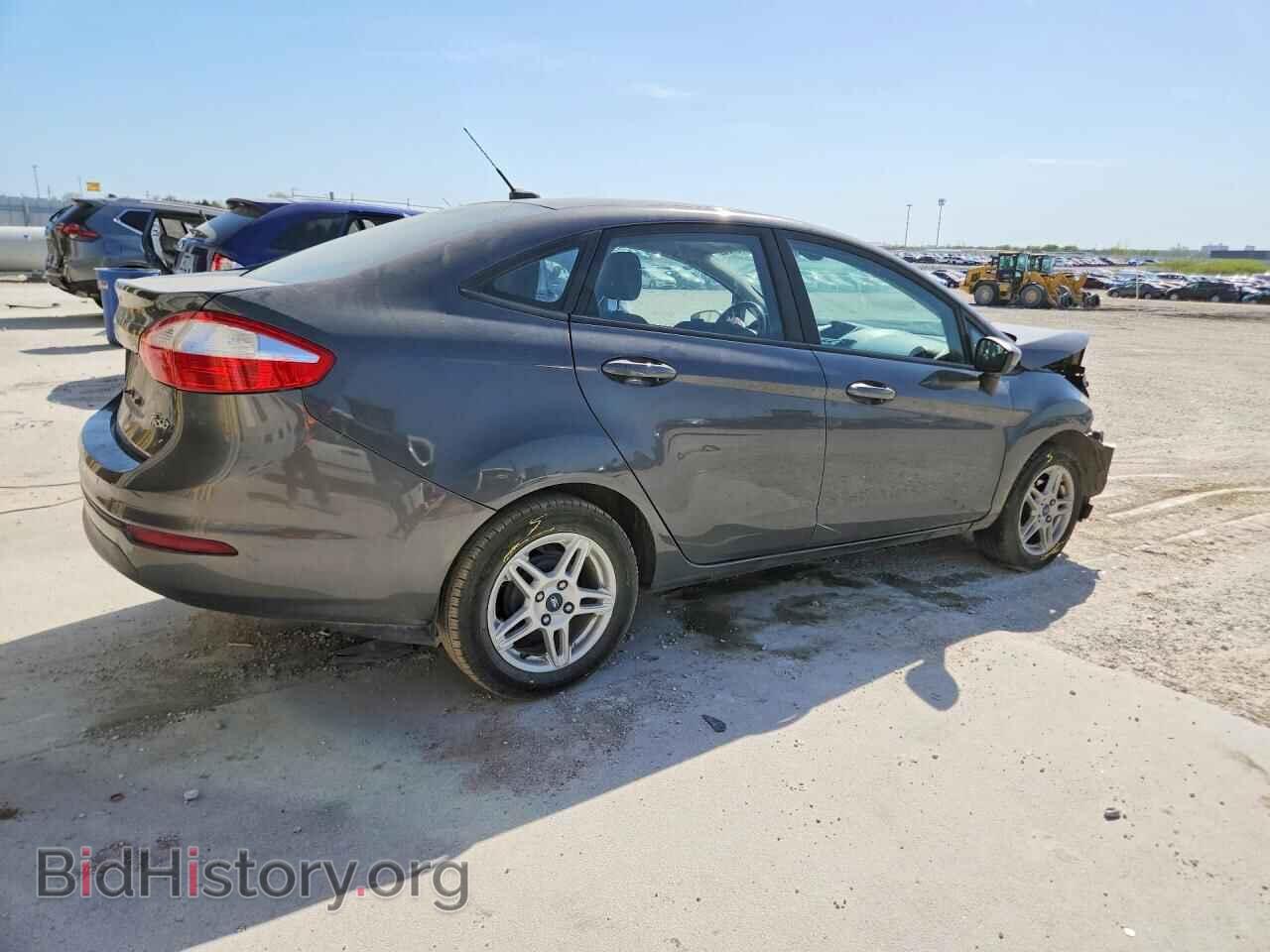 2018 FORD FIESTA - VIN: 3FADP4BJ9JM123729 - Фото 3
