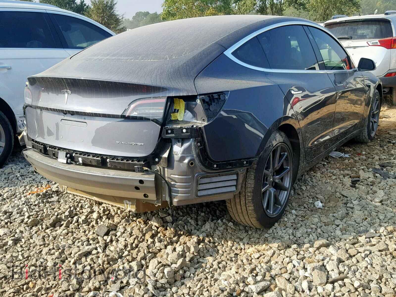 2018 TESLA MODEL 3 - VIN: 5YJ3E1EB8JF128682 - Photo 4