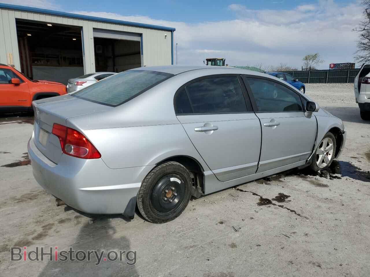 2008 HONDA CIVIC - VIN: 1HGFA16818L064702 - Фото 3