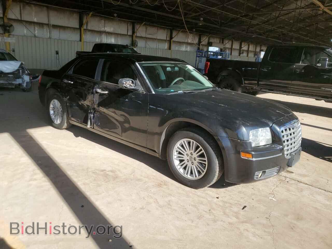 2010 CHRYSLER 300 - VIN: 2C3CA4CD0AH158310 - Фото 4