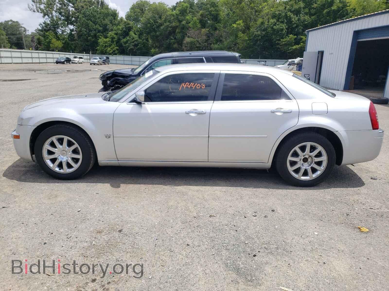 2007 CHRYSLER 300 - VIN: 2C3KA63H87H822100 - Фото 9
