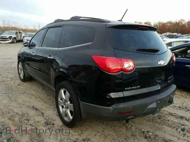 2010 CHEVROLET TRAVERSE - VIN: 1GNLVHED5AS111004 - Фото 3