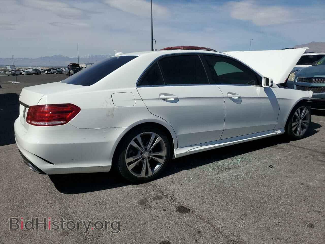 2014 MERCEDES-BENZ E-CLASS - VIN: WDDHF5KB4EA820909 - Фото 3