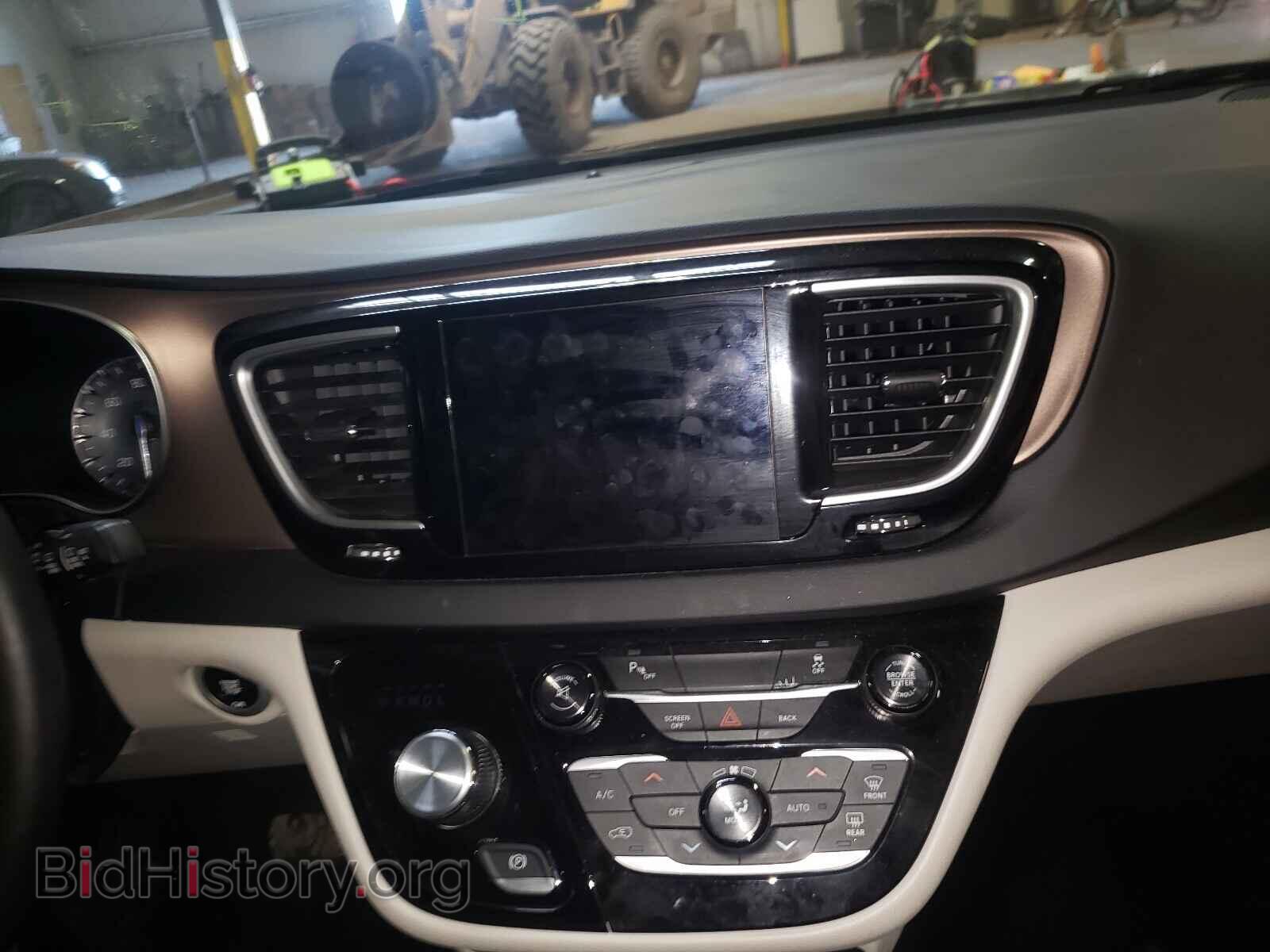 2017 CHRYSLER PACIFICA - VIN: 2C4RC1EG4HR653474 - Фото 9