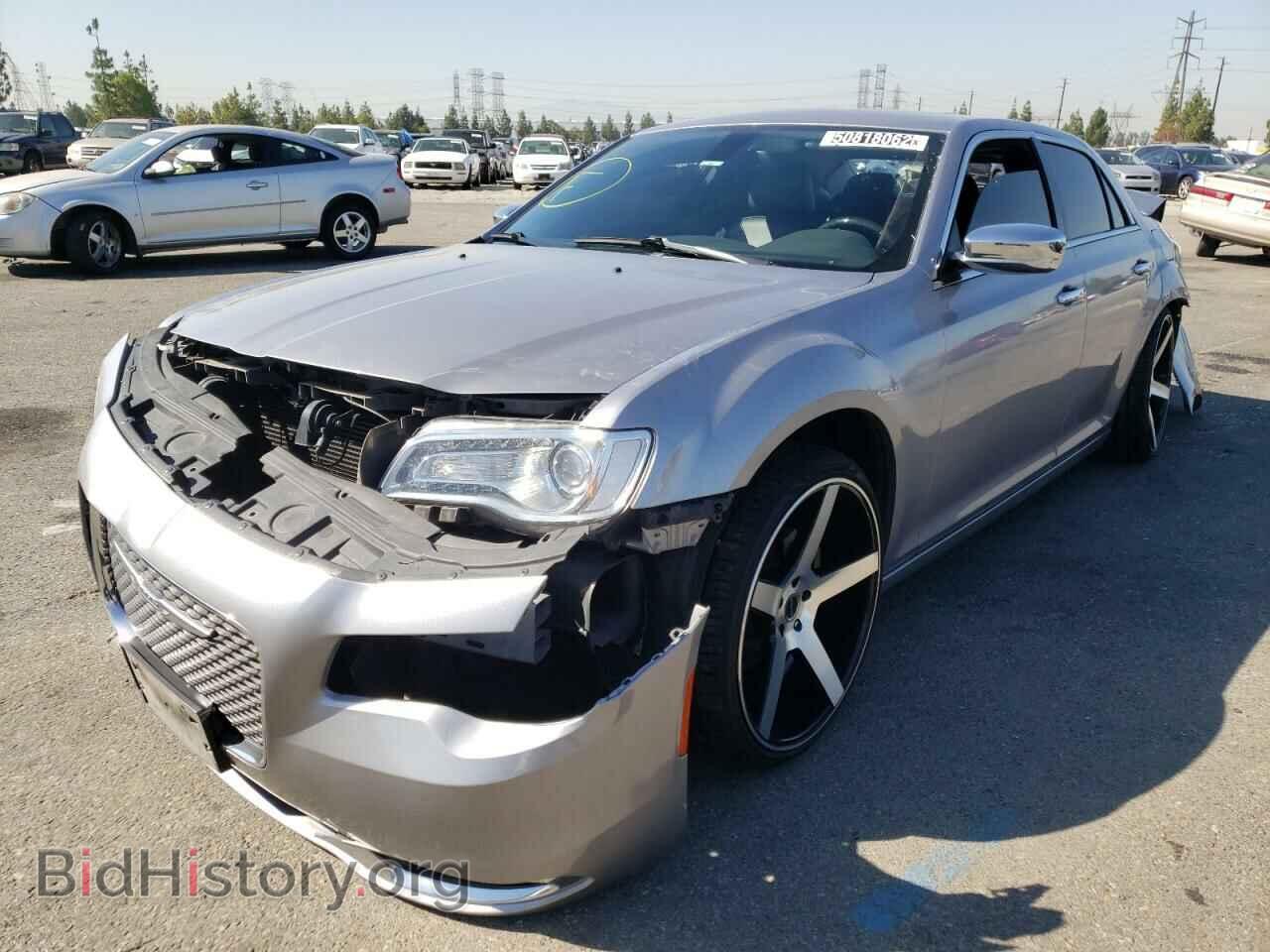 2016 CHRYSLER 300 - VIN: 2C3CCAEGXGH128045 - Фото 2