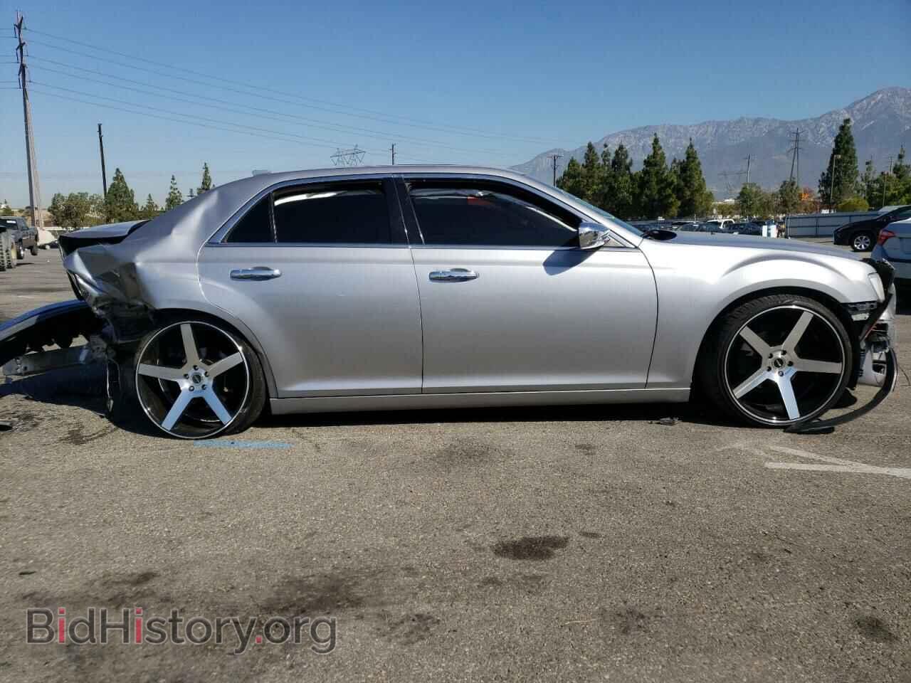 2016 CHRYSLER 300 - VIN: 2C3CCAEGXGH128045 - Фото 9