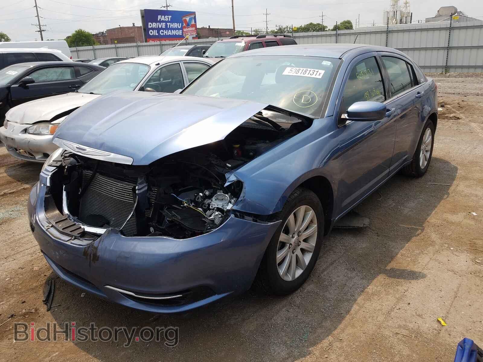2011 CHRYSLER 200 - VIN: 1C3BC1FB1BN602625 - Фото 2