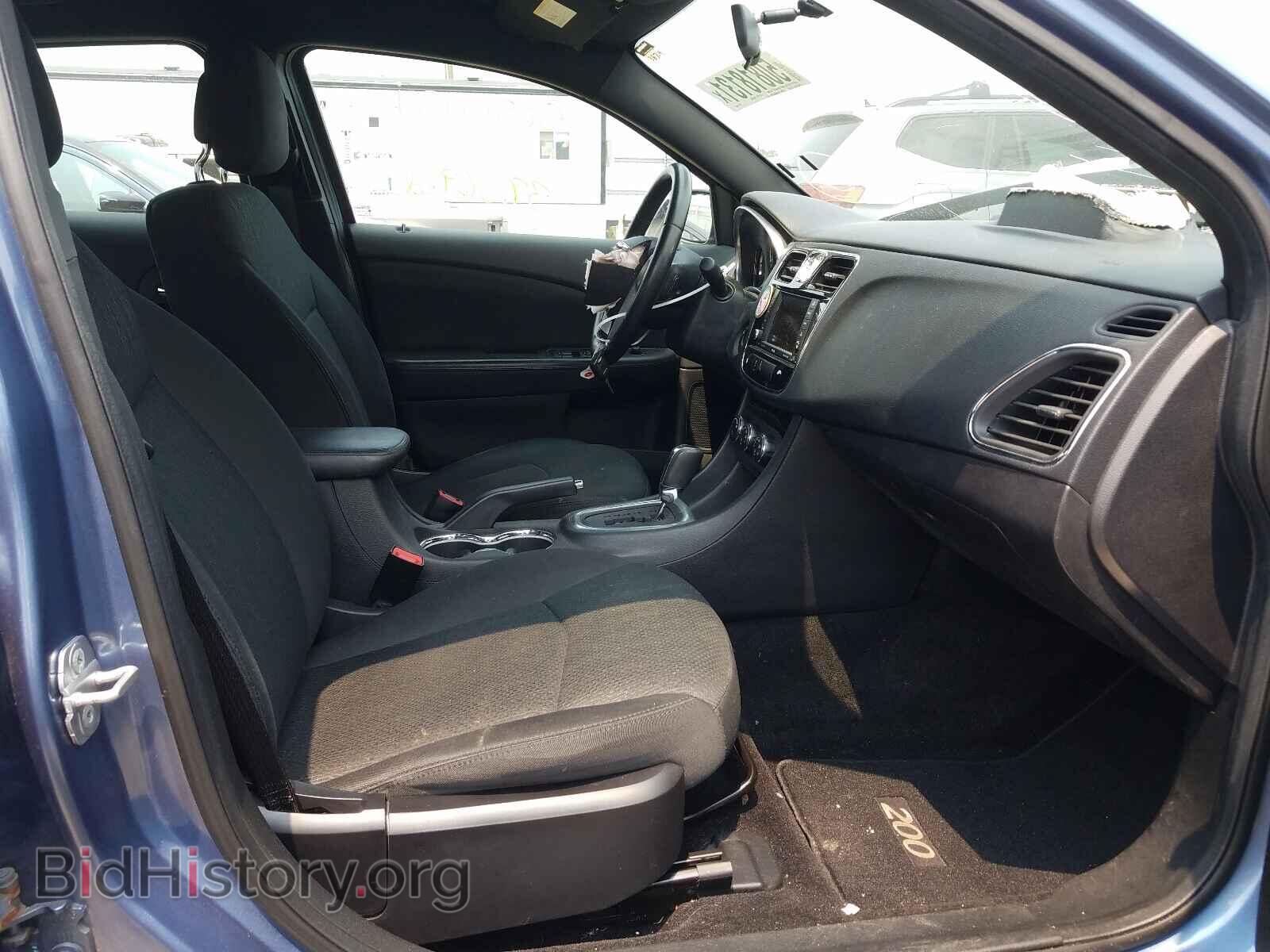 2011 CHRYSLER 200 - VIN: 1C3BC1FB1BN602625 - Фото 5