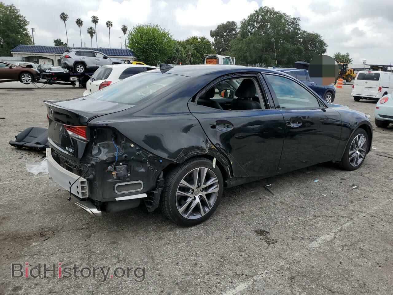 2018 LEXUS IS - VIN: JTHBA1D21J5075686 - Фото 3