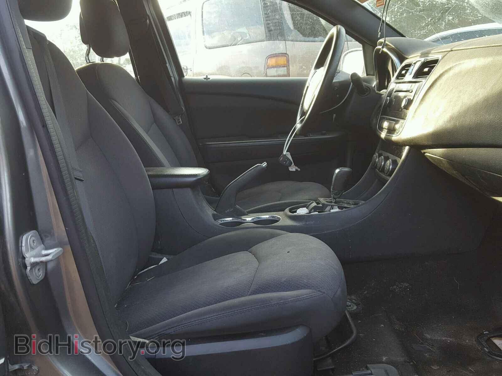 2013 CHRYSLER 200 - VIN: 1C3CCBAB6DN608425 - Фото 5