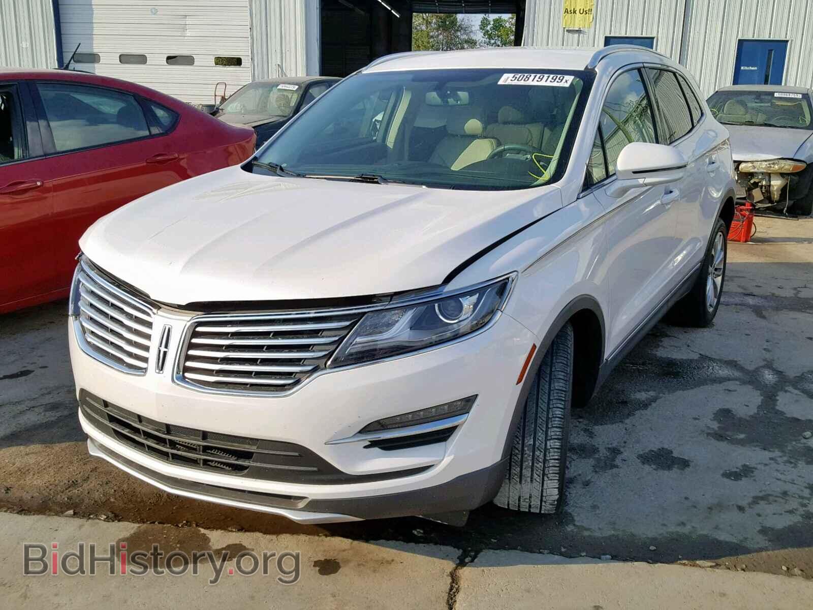 2017 LINCOLN MKC SELECT - VIN: 5LMCJ2C91HUL21574 - Photo 2