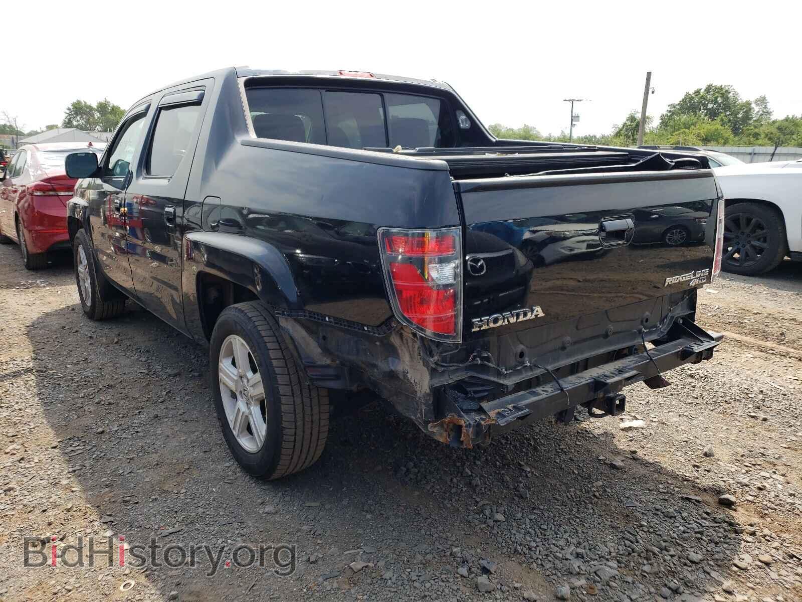2013 HONDA RIDGELINE - VIN: 5FPYK1F54DB011247 - Фото 2