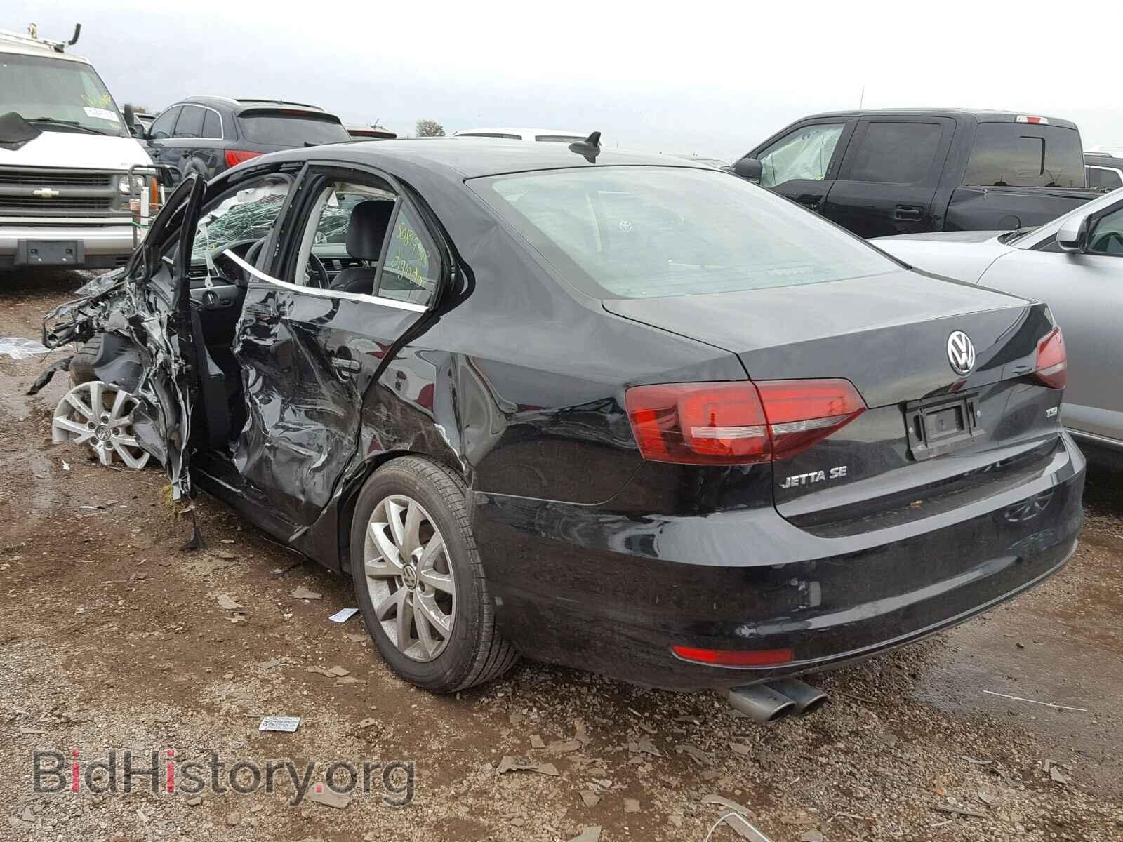 2017 VOLKSWAGEN JETTA - VIN: 3VWDB7AJ3HM302285 - Photo 3
