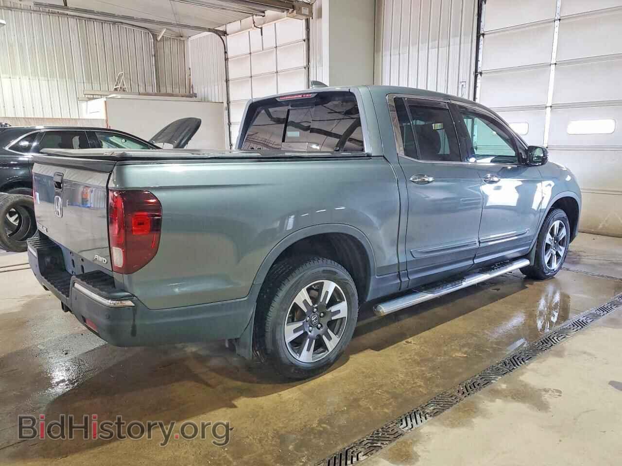 2019 HONDA RIDGELINE - VIN: 5FPYK3F71KB034592 - Фото 3