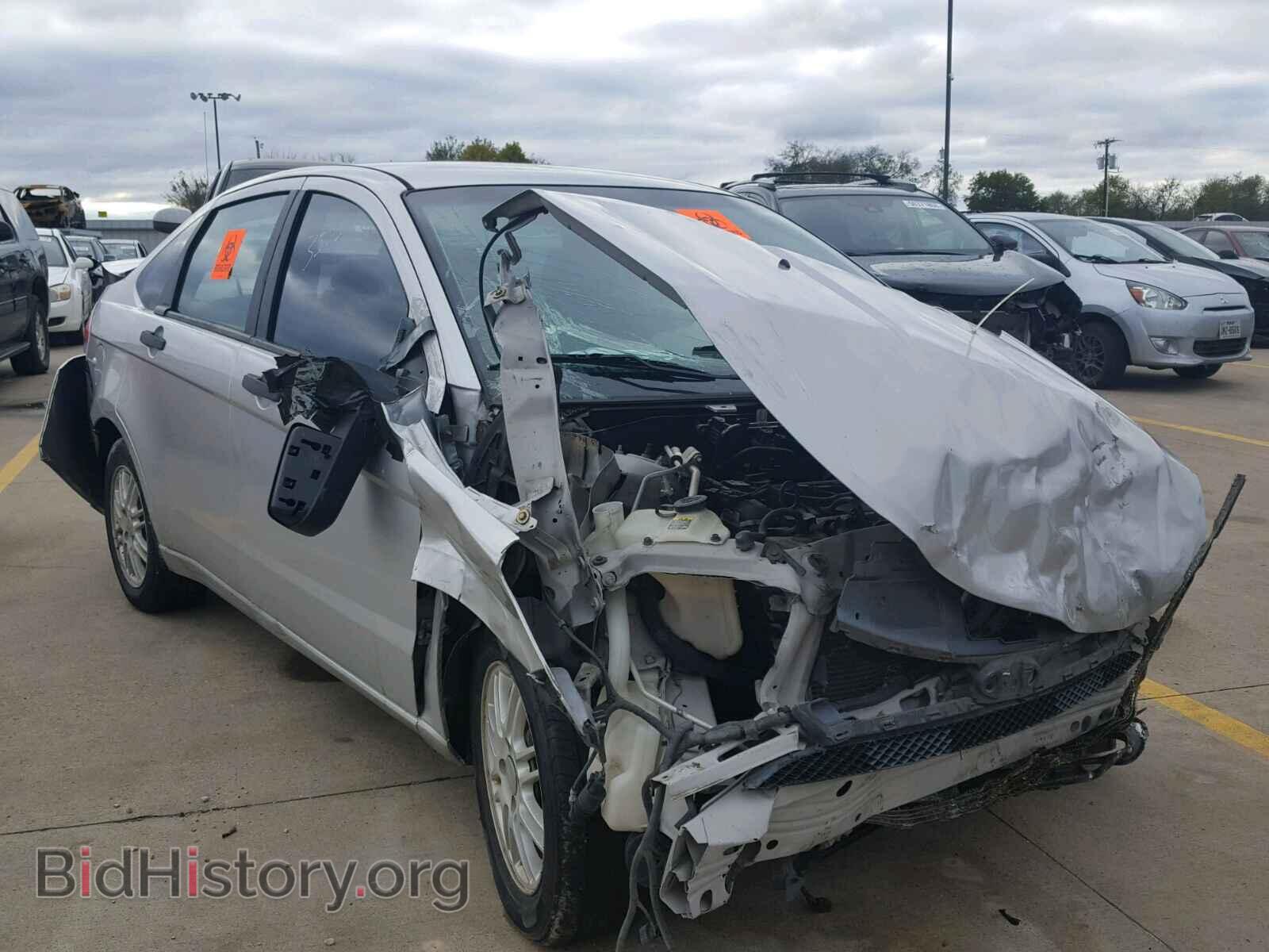 Photo 1FAHP35N69W102407 - FORD FOCUS SE 2009