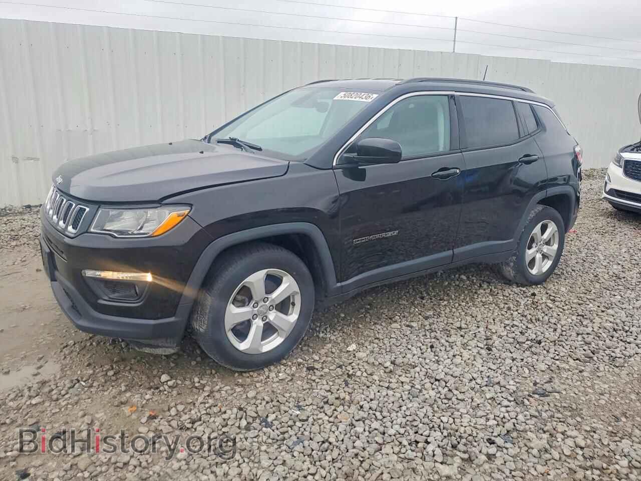 Photo 3C4NJDBB4HT660789 - JEEP COMPASS 2017