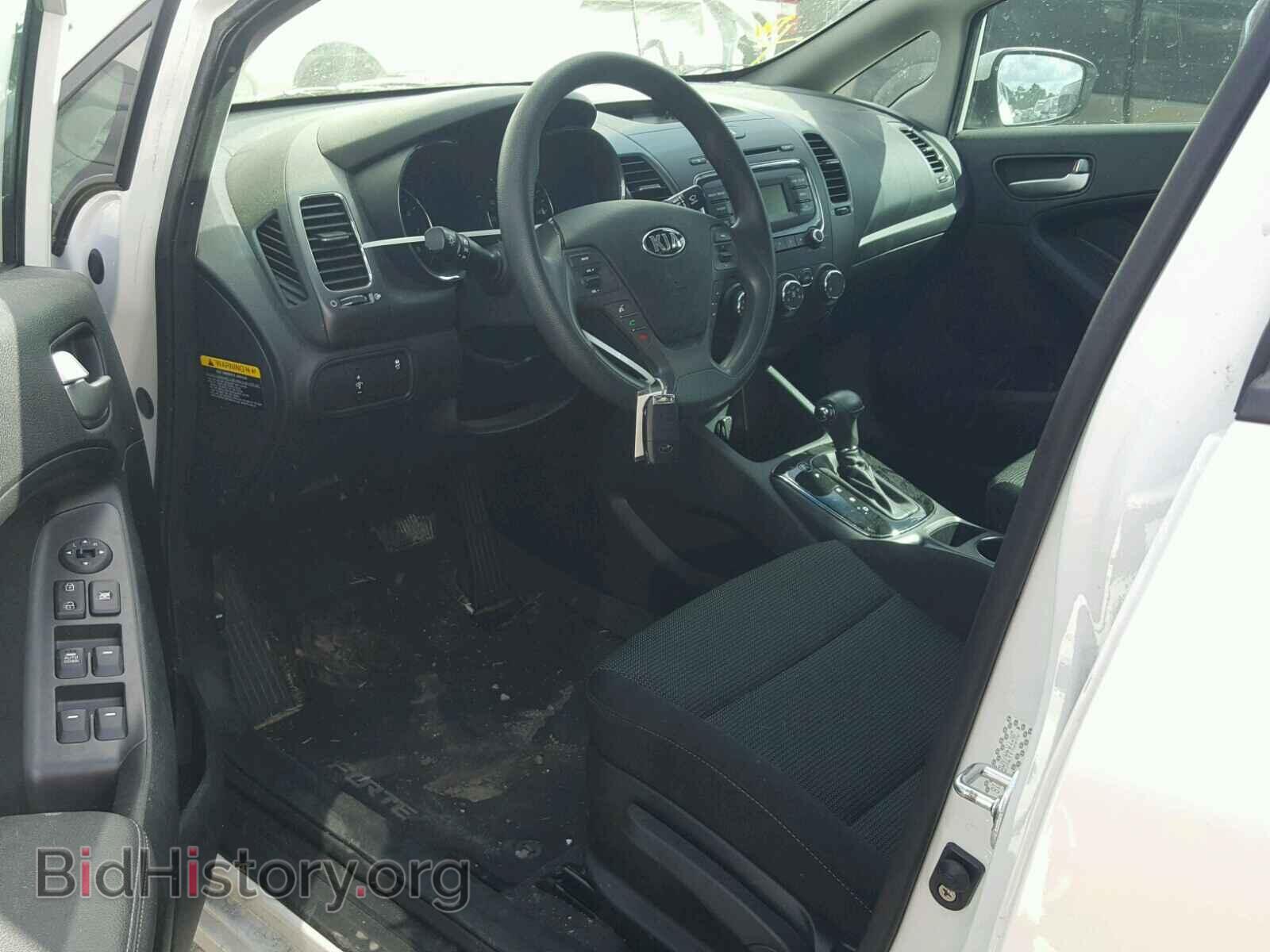 2017 KIA FORTE - VIN: 3KPFK4A7XHE052018 - Фото 9