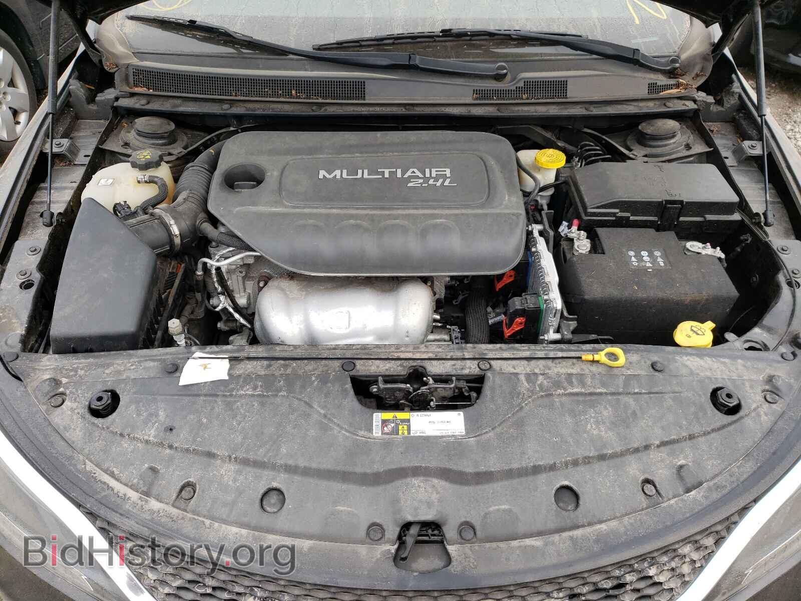 2016 CHRYSLER 200 - VIN: 1C3CCCAB2GN109356 - Фото 7