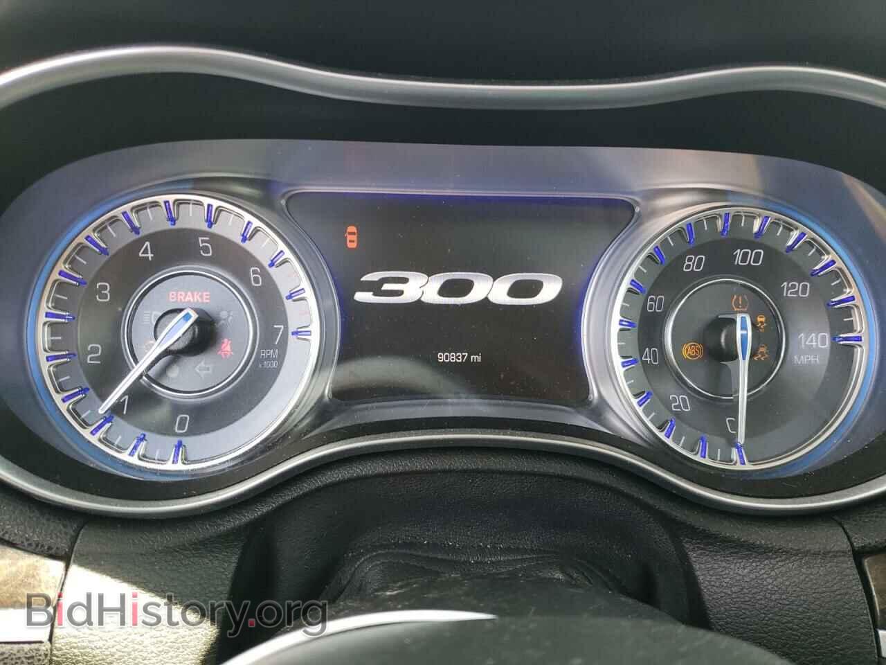 2016 CHRYSLER 300 - VIN: 2C3CCAEG3GH207301 - Photo 9