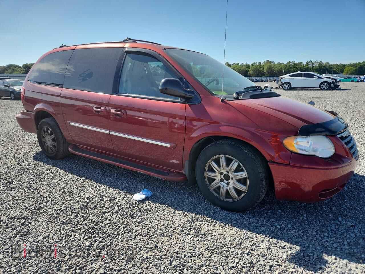 2005 CHRYSLER MINIVAN - VIN: 2C4GP54L75R296515 - Фото 4