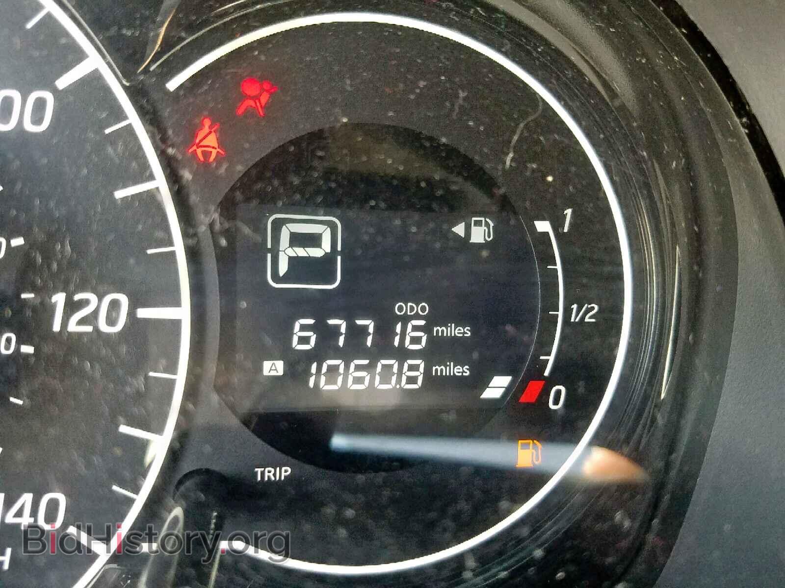 2017 NISSAN VERSA - VIN: 3N1CE2CP2HL355224 - Photo 8