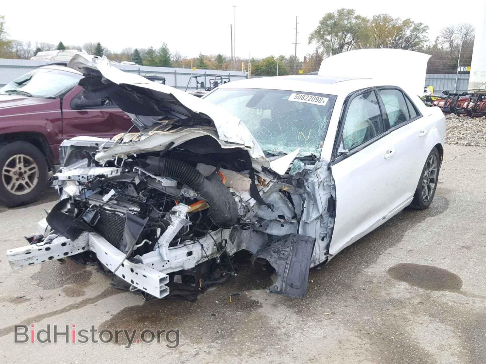 2017 CHRYSLER 300 - VIN: 2C3CCAGG1HH512830 - Фото 2