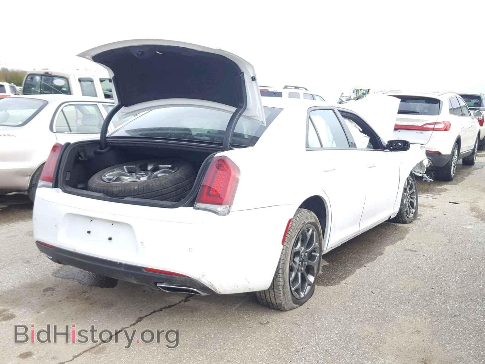 2017 CHRYSLER 300 - VIN: 2C3CCAGG1HH512830 - Фото 4