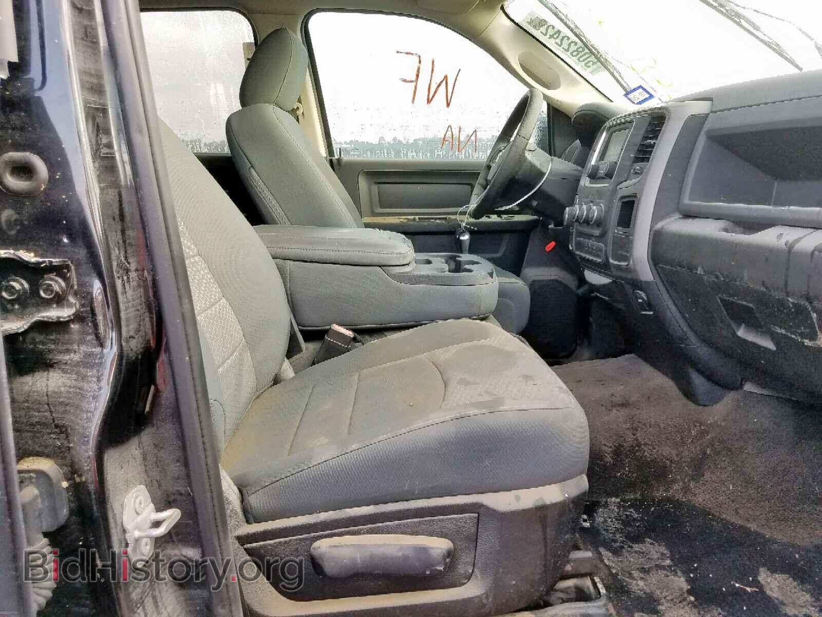 2017 RAM 1500 ST - VIN: 1C6RR6KG3HS622447 - Фото 5