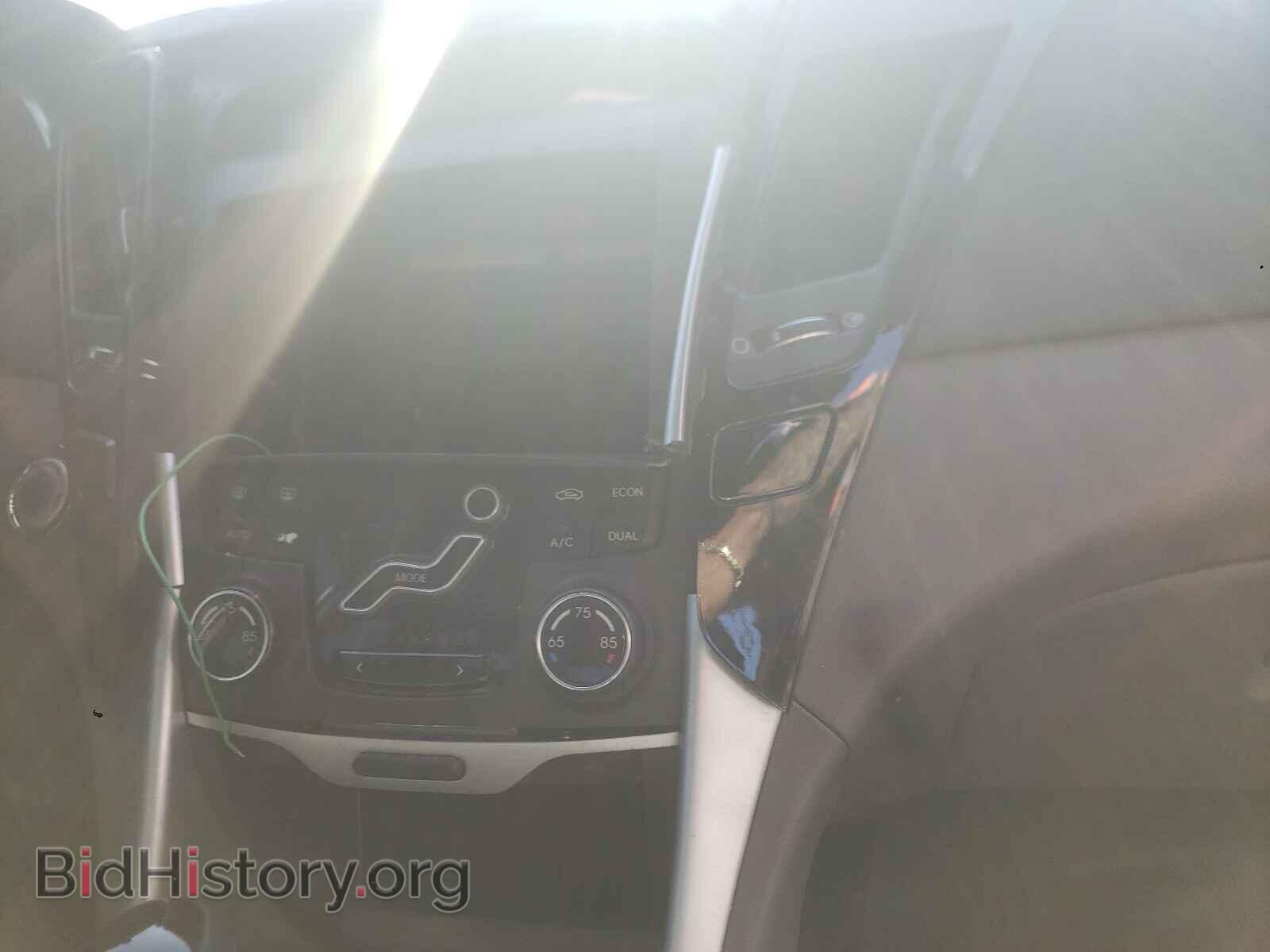 2011 HYUNDAI SONATA - VIN: KMHEC4A45BA003510 - Фото 9
