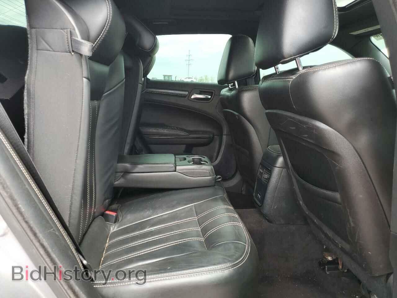 2016 CHRYSLER 300 - VIN: 2C3CCAGG7GH248785 - Photo 10