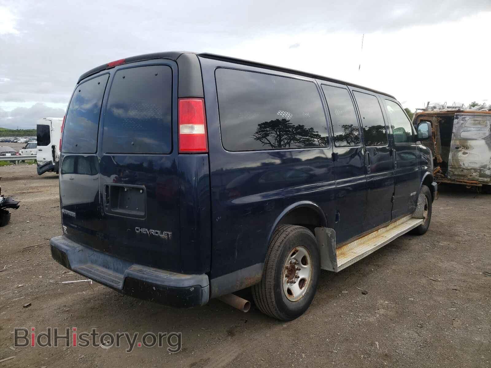 2006 CHEVROLET EXPRESS - VIN: 1GAGG25V361201056 - Фото 4