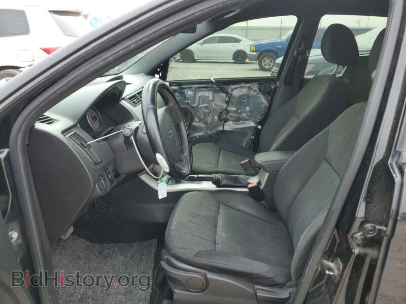 2011 Ford FOCUS (VIN 1FAHP3FN2BW131097) — фото 7 из 13