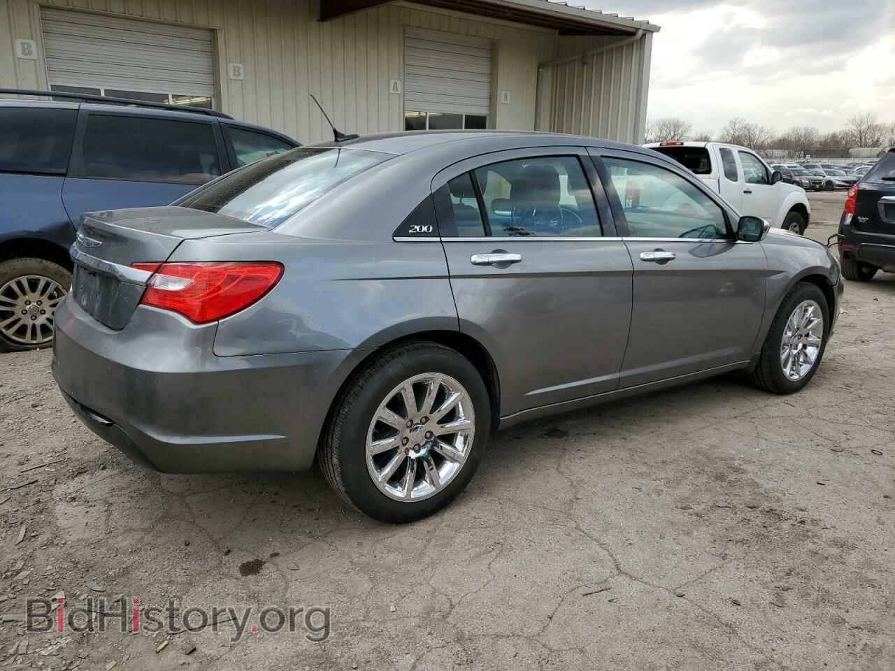 2011 CHRYSLER 200 - VIN: 1C3BC2FB1BN611444 - Фото 3
