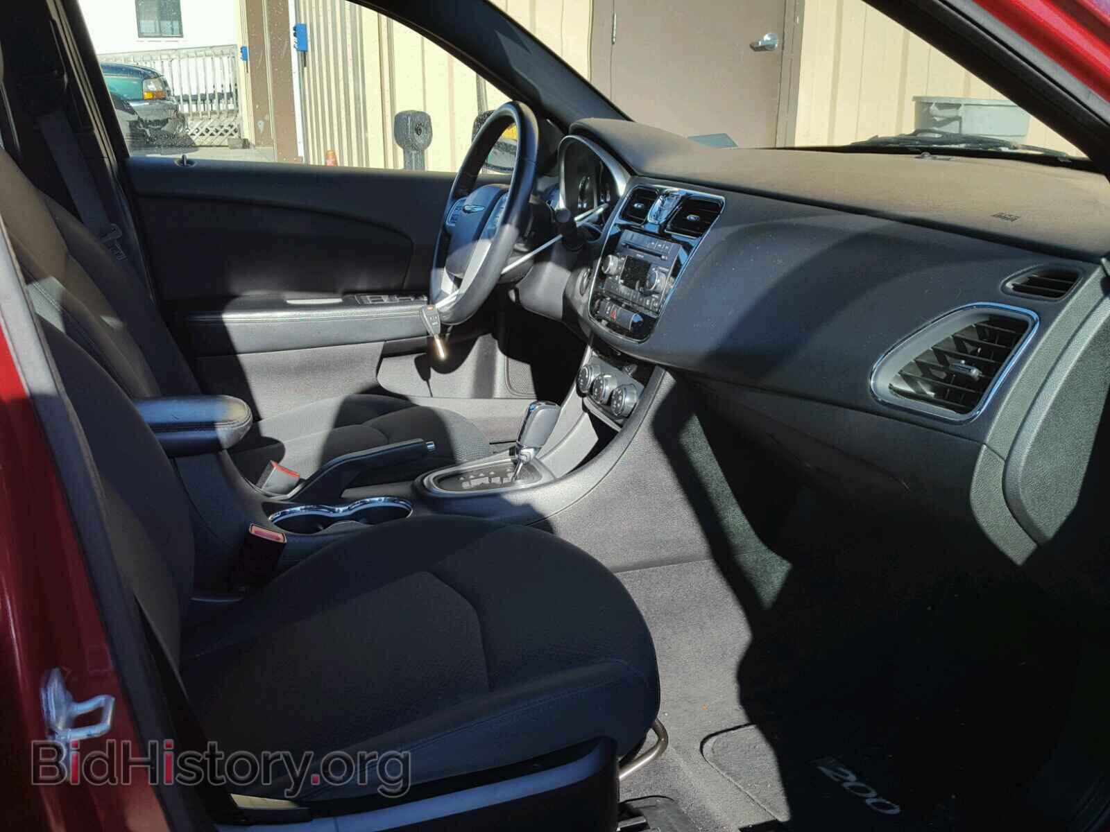 2011 CHRYSLER 200 - VIN: 1C3BC1FB6BN527775 - Фото 5