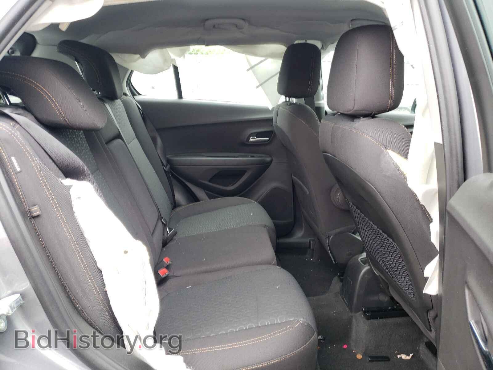 2020 CHEVROLET TRAX - VIN: 3GNCJNSB9LL272146 - Фото 6
