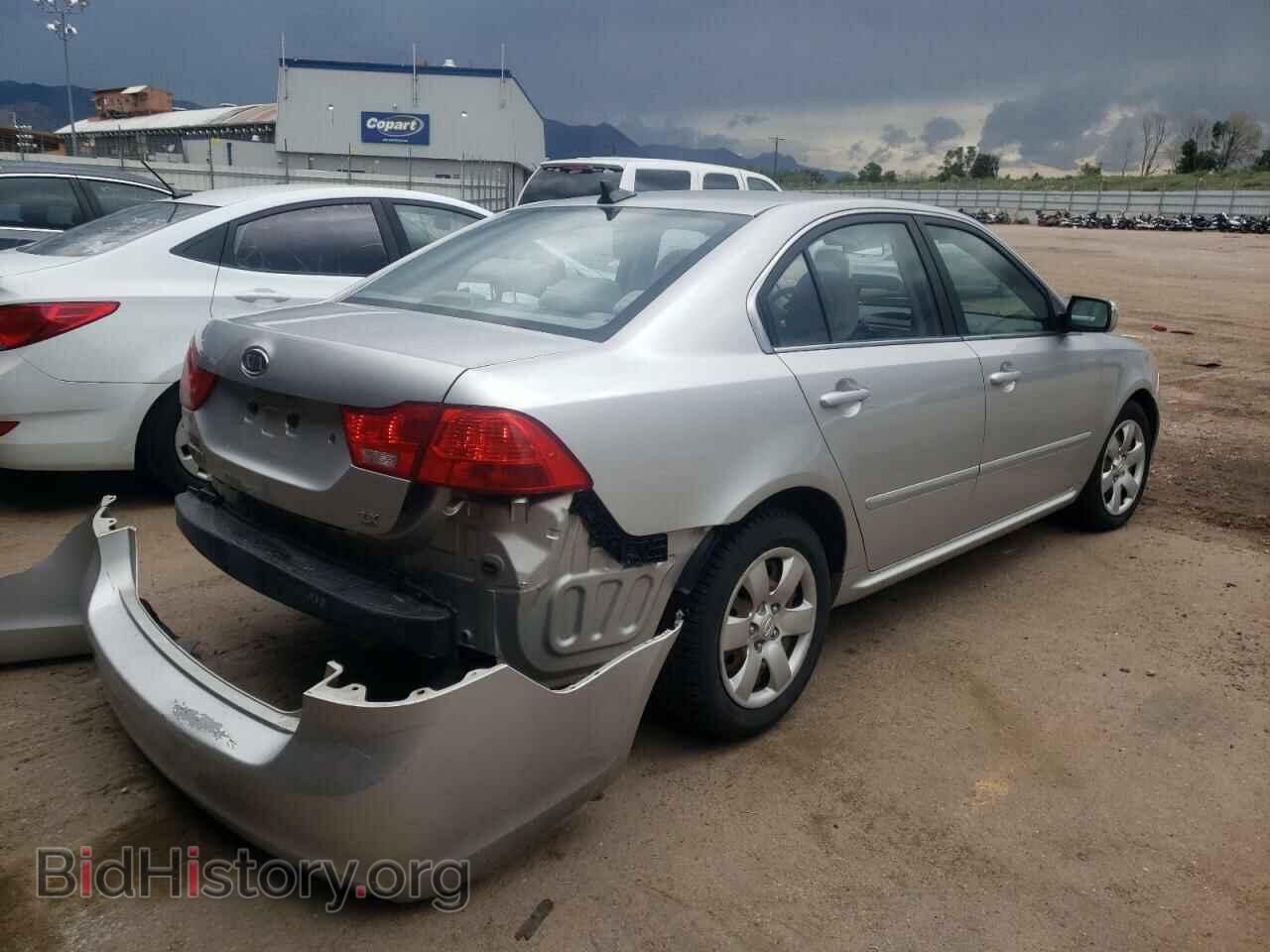 2009 KIA OPTIMA - VIN: KNAGE228295309951 - Фото 4