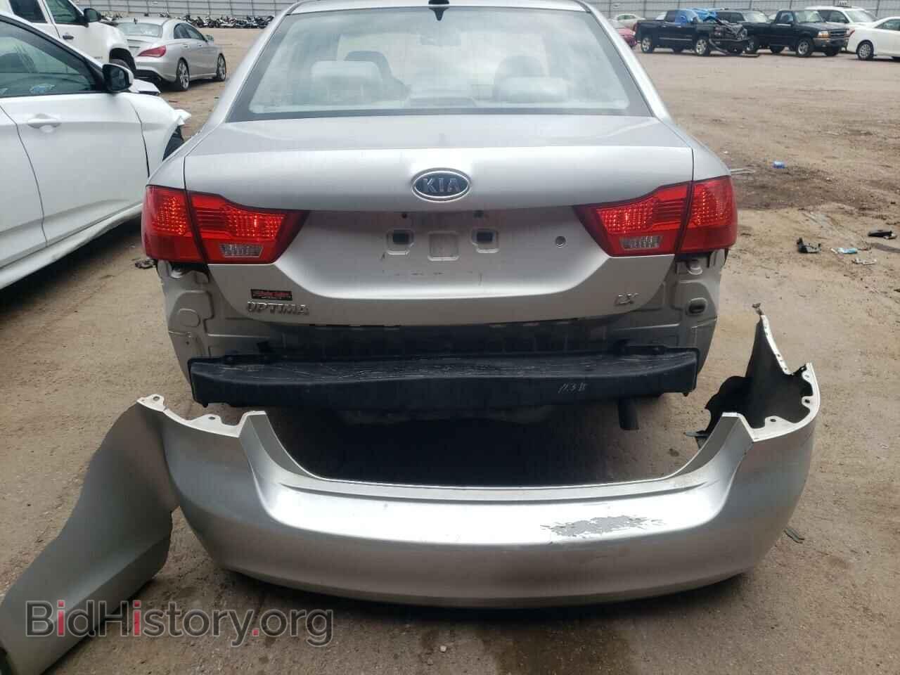 2009 KIA OPTIMA - VIN: KNAGE228295309951 - Фото 9