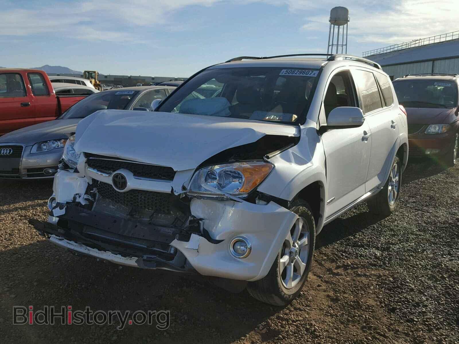2012 TOYOTA RAV4 - VIN: 2T3YF4DV5CW156520 - Фото 2