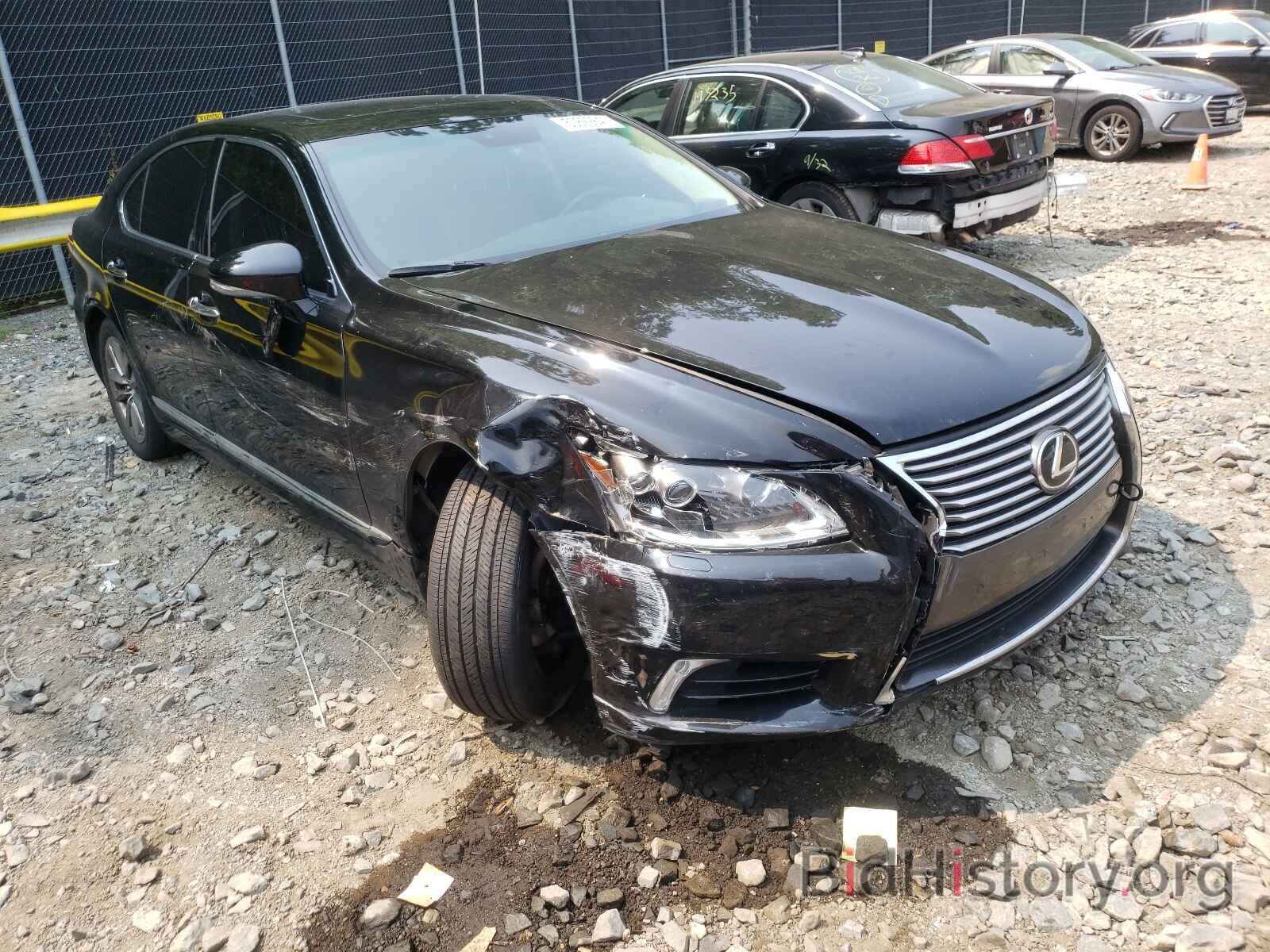 Фотография JTHCL5EF3F5025273 - LEXUS LS460 2015