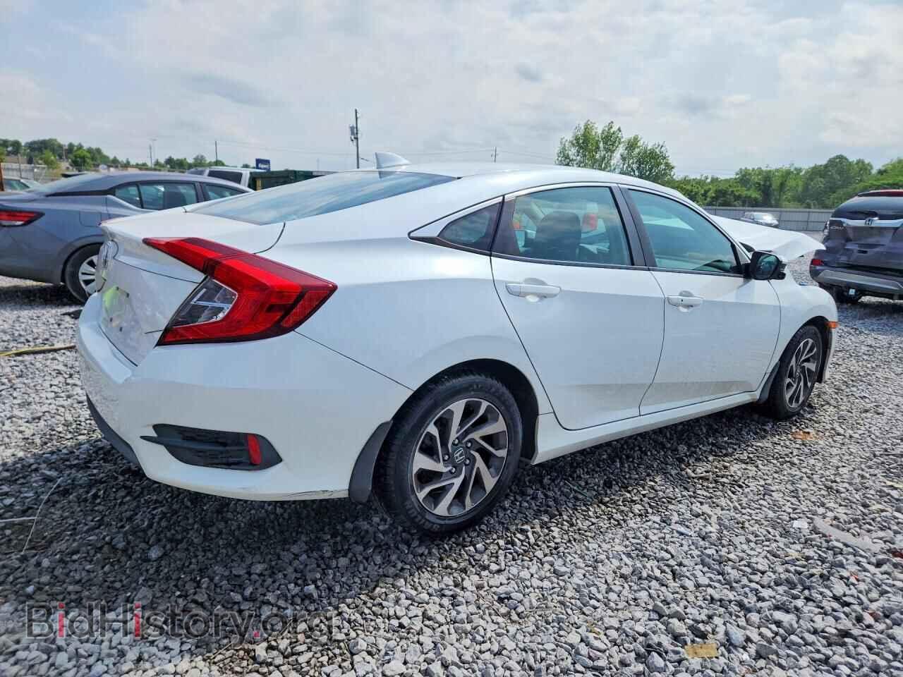 2018 HONDA CIVIC - VIN: 19XFC2F76JE036902 - Фото 3