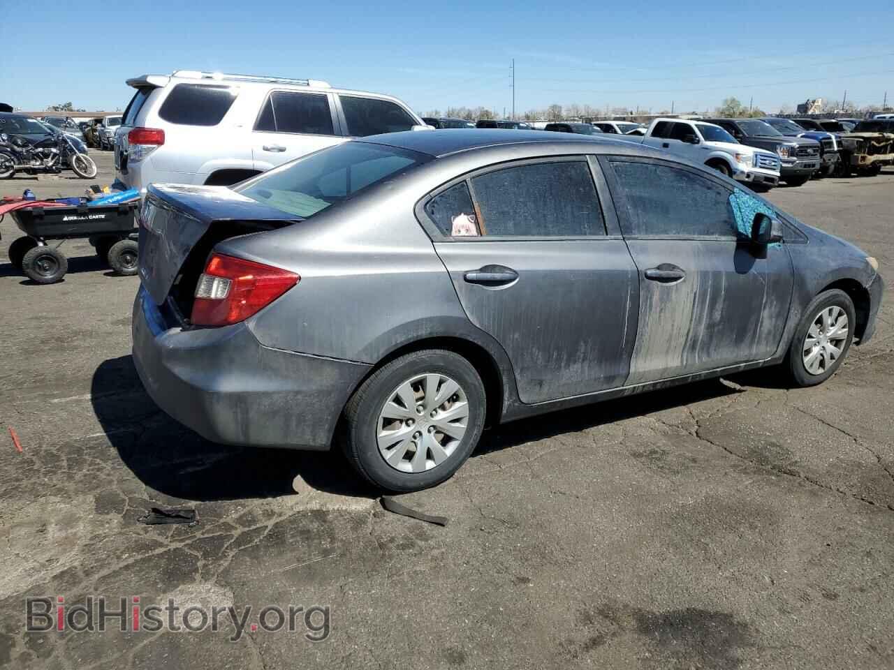 2012 HONDA CIVIC - VIN: 2HGFB2F57CH584157 - Фото 3